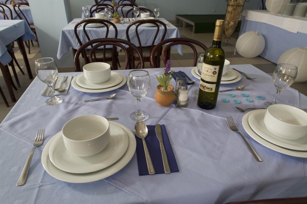 Hotel Laguna Gradac  Bagian luar foto